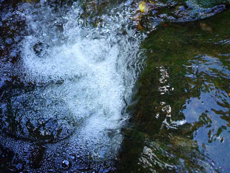 便攜式多參數(shù)水質(zhì)檢測儀傳感器維護